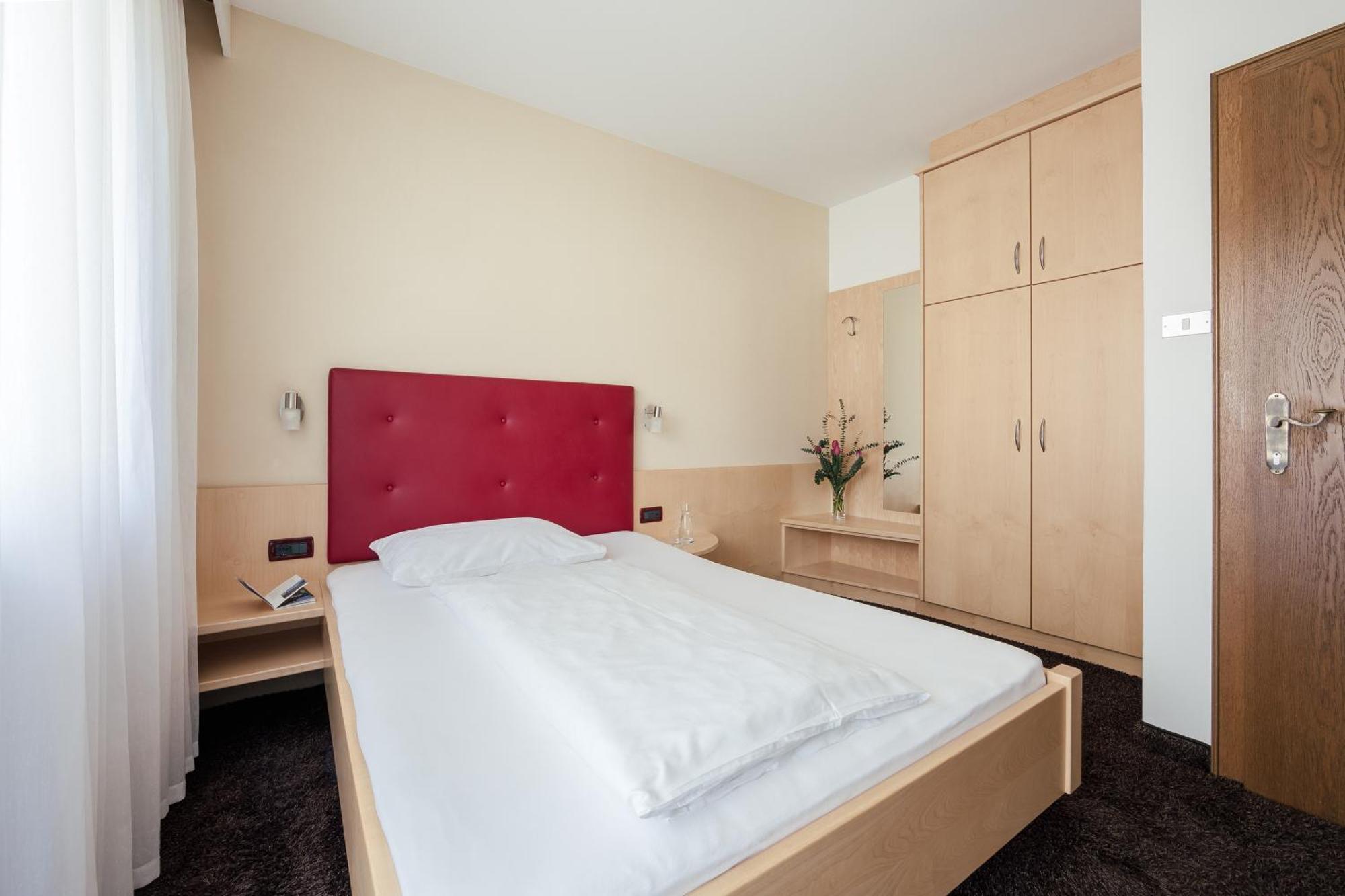 Hotel Garni Sirmian Μεράνο Εξωτερικό φωτογραφία