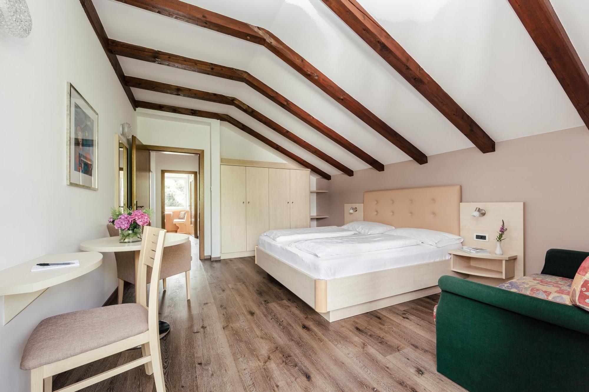 Hotel Garni Sirmian Μεράνο Δωμάτιο φωτογραφία